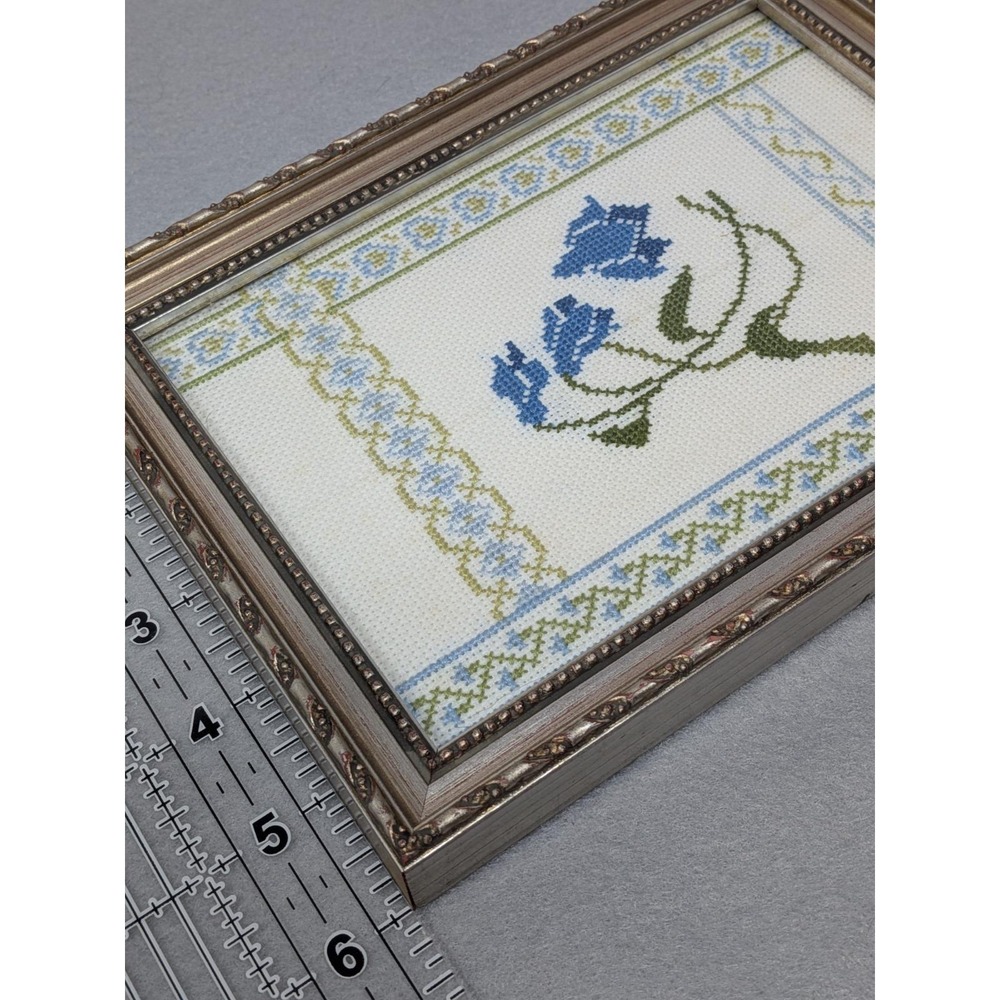 Vintage Framed Blue Bell Flower Cross Stitch Needlepoint Embroidery Cottage - Picture 2 of 4